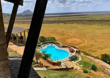 4 Days Safari Tsavo West, Amboseli to Tsavo East